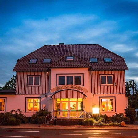 Hotel Zur Heidebluete Hambühren Extérieur photo