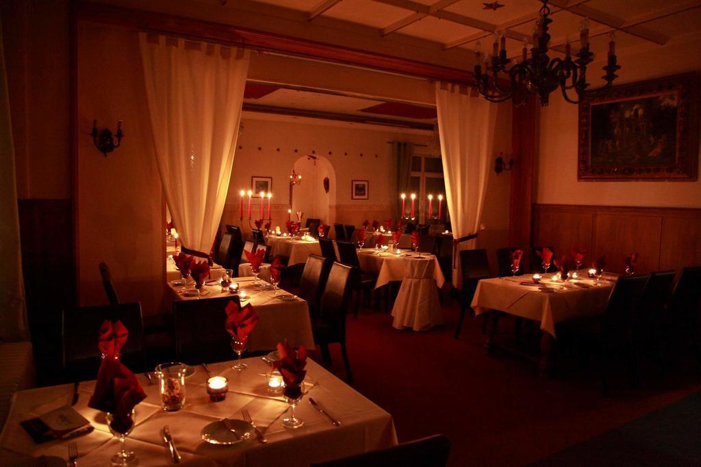 Hotel Zur Heidebluete Hambühren Extérieur photo