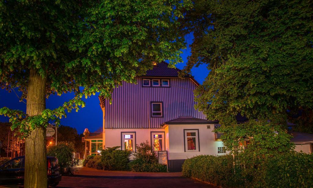 Hotel Zur Heidebluete Hambühren Extérieur photo