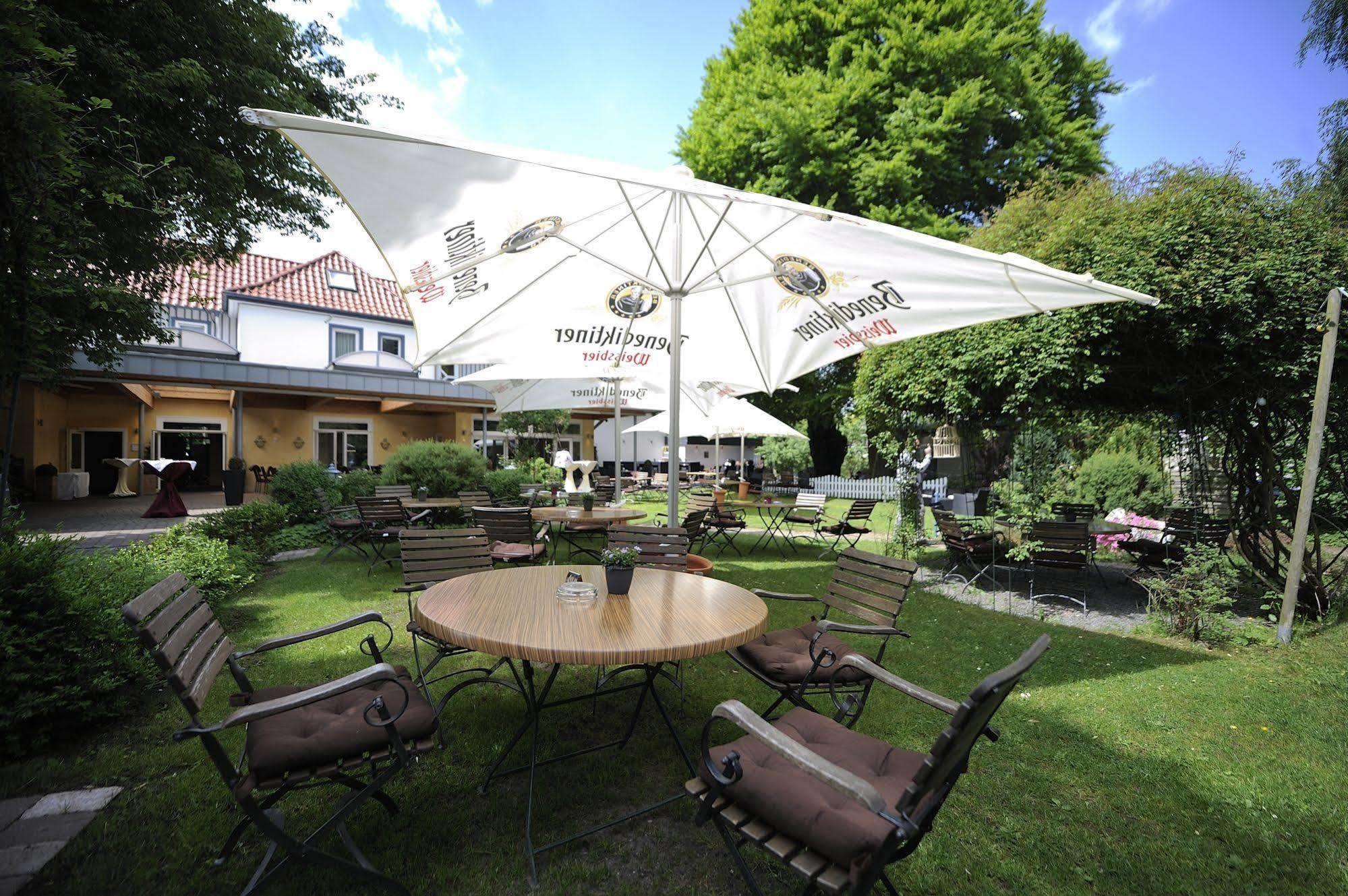 Hotel Zur Heidebluete Hambühren Extérieur photo